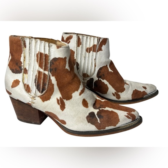 Arider Girl Dolly Cow Print Ankle Boot Brown and White women size 5.5 - Picture 9 of 14